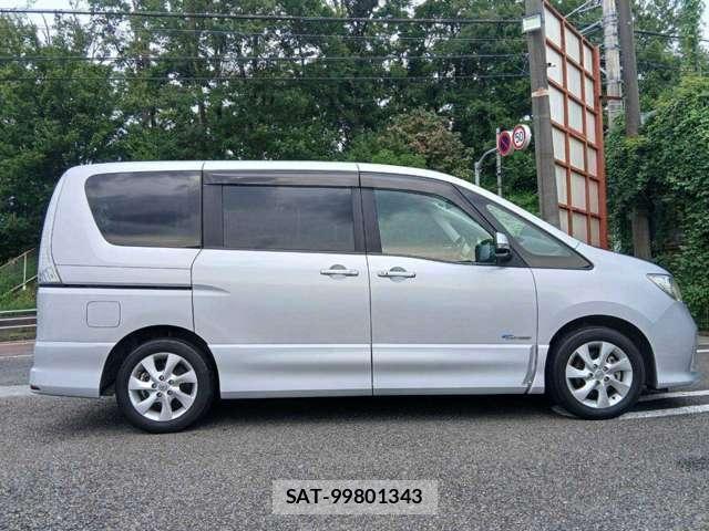 Nissan SERENA 2014-01 8545746-3