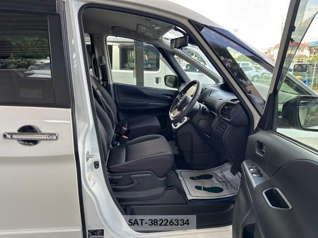 Nissan SERENA 2019-04 8546179-10