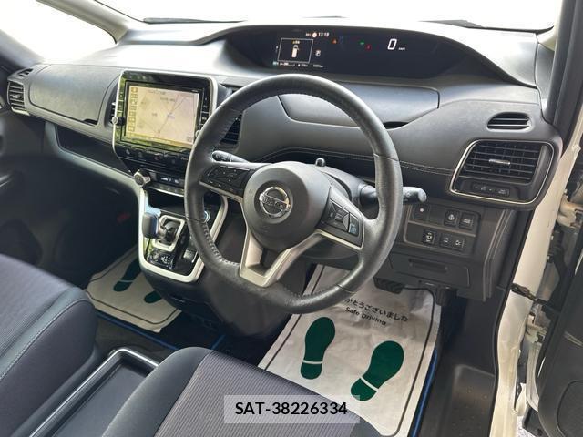 Nissan SERENA 2019-04 8546179-12