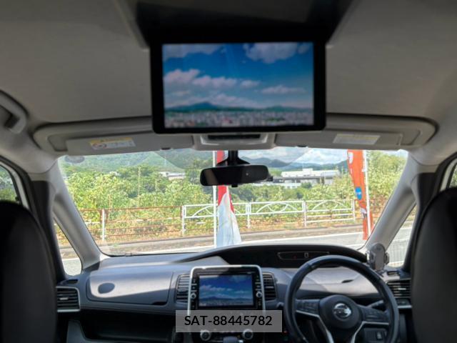 Nissan SERENA 2018-09 8546605-2