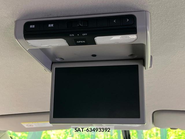 Nissan SERENA 2012-08 8546647-4