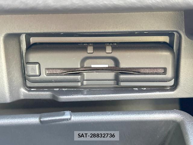 Nissan SERENA 2022-09 8546879-10