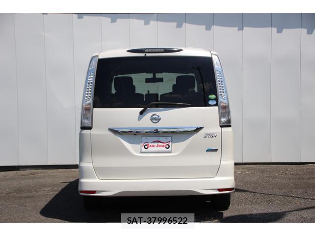 Nissan SERENA 2013-08 8547012-10