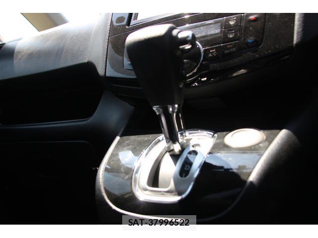 Nissan SERENA 2013-08 8547012-3