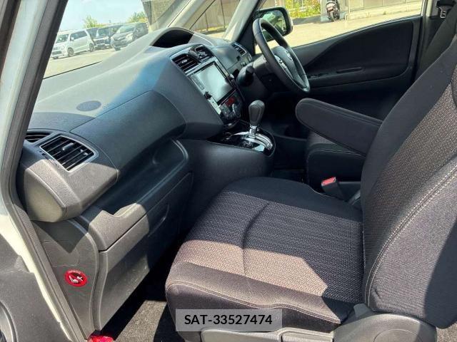 Nissan SERENA 2016-03 8547093-5