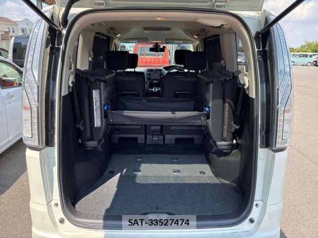 Nissan SERENA 2016-03 8547093-7