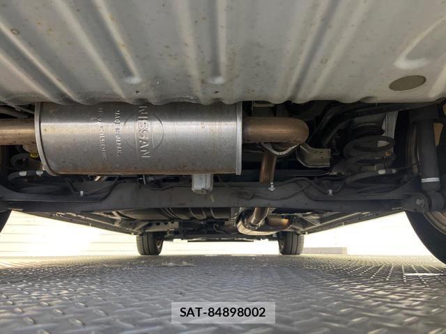 Nissan SERENA 2011-09 8547109-19