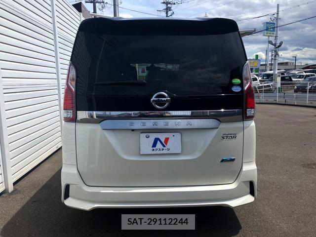 Nissan SERENA 2017-09 8547167-17