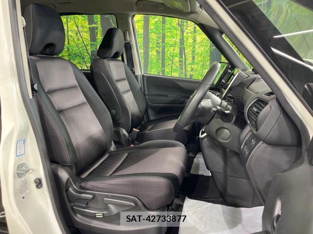 Nissan SERENA 2017-02 8547296-7