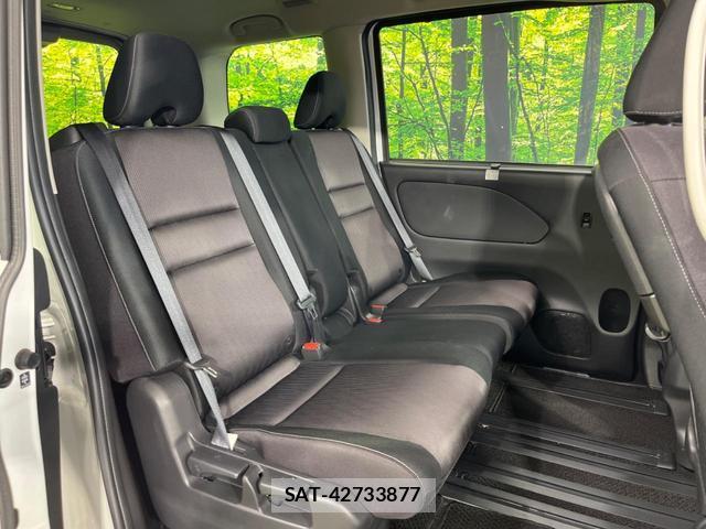 Nissan SERENA 2017-02 8547296-9