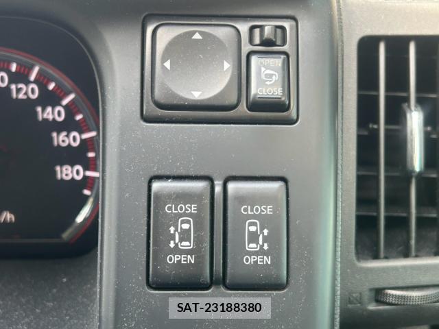 Nissan SERENA 2010-02 8547998-8