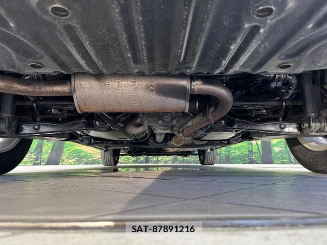 Nissan SERENA 2016-11 8548074-19