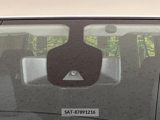 Nissan SERENA 2016-11 8548074-4