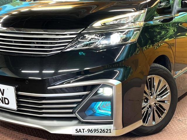 Nissan SERENA 2017-01 8548395-11