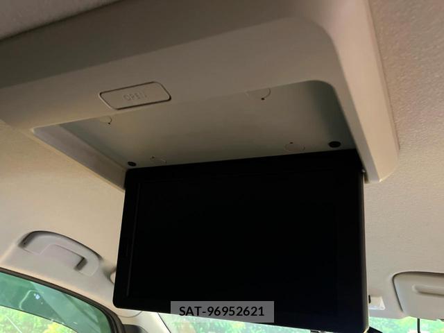 Nissan SERENA 2017-01 8548395-4