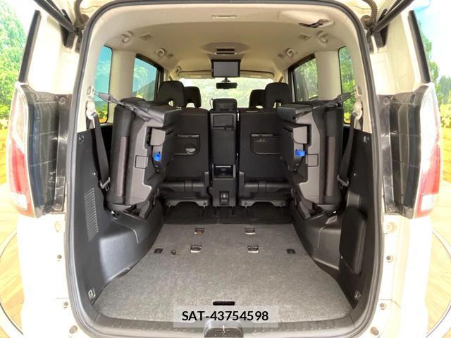 Nissan SERENA 2017-03 8548465-10