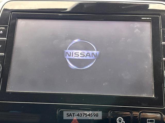 Nissan SERENA 2017-03 8548465-2