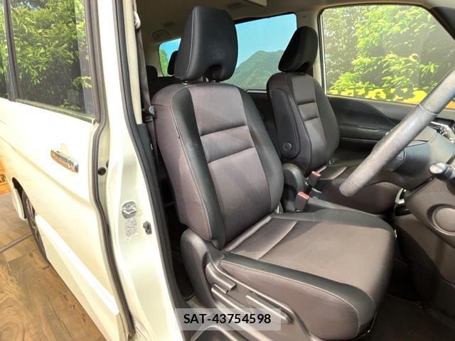 Nissan SERENA 2017-03 8548465-7