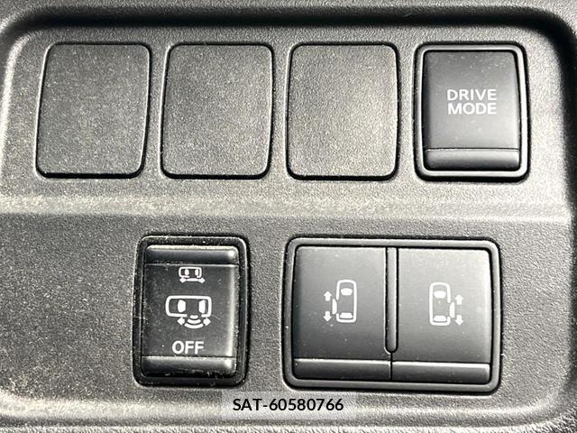 Nissan SERENA 2022-01 8548476-6