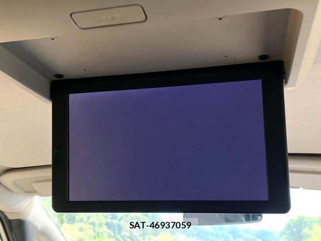 Nissan SERENA 2017-01 8548478-4