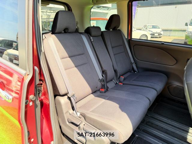 Nissan SERENA 2016-11 8548960-5