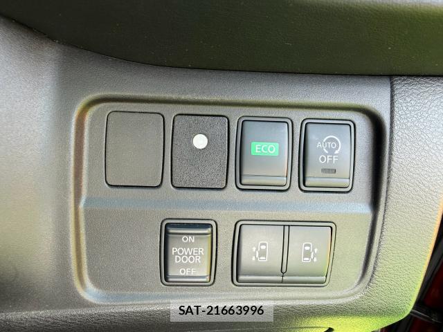 Nissan SERENA 2016-11 8548960-7