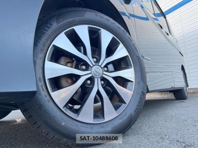 Nissan SERENA 2016-10 8549438-10