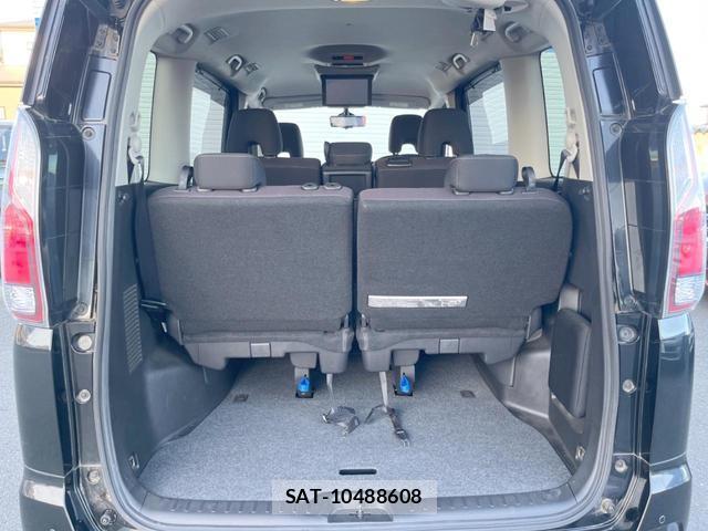 Nissan SERENA 2016-10 8549438-14