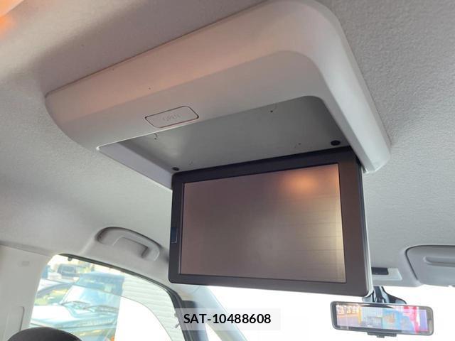Nissan SERENA 2016-10 8549438-2