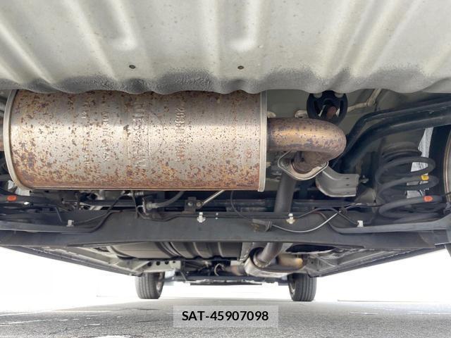 Nissan SERENA 2015-08 8549633-18