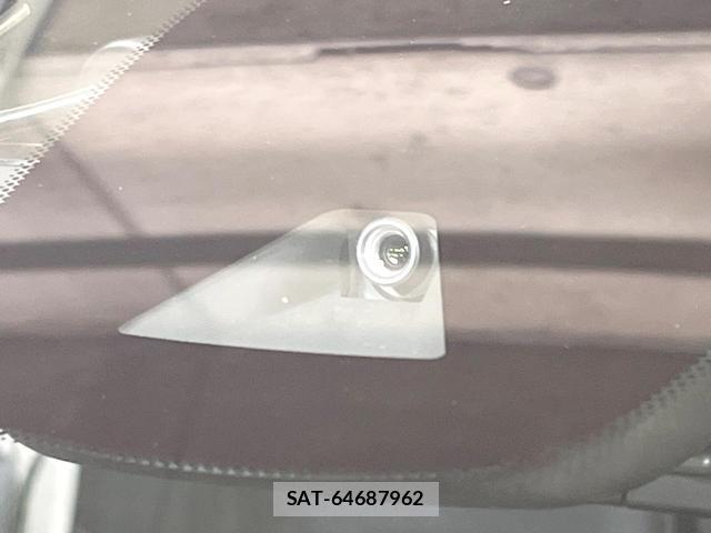 Nissan SERENA 2017-01 8549646-7