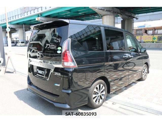 Nissan SERENA 2017-05 8549667-1