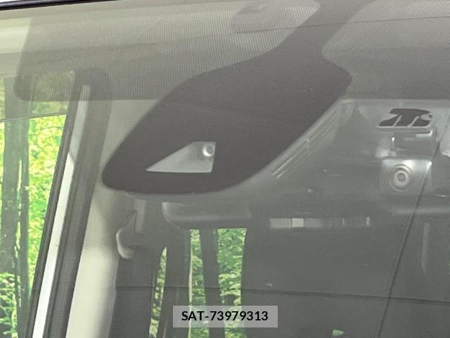 Nissan SERENA 2022-01 8549936-5