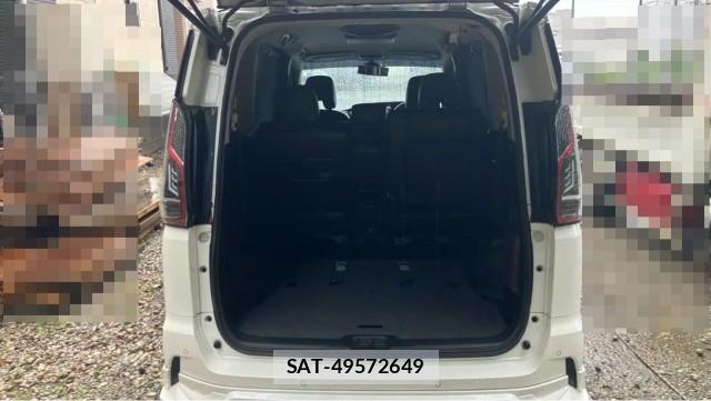 Nissan SERENA 2017-09 8550427-17