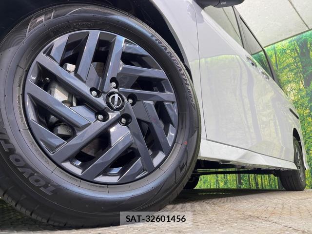 Nissan SERENA 2026-03 8550461-13