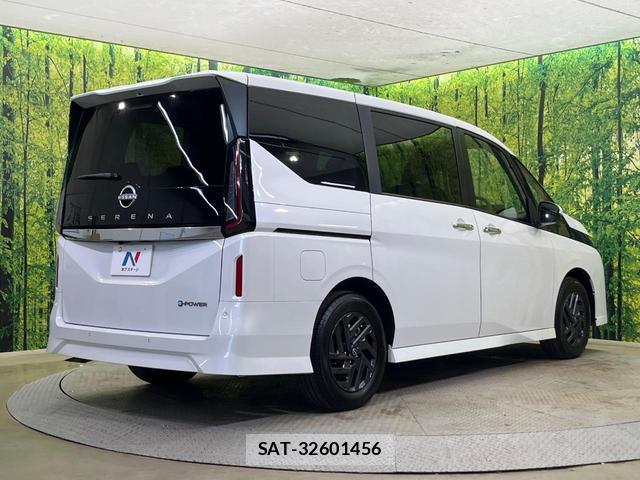 Nissan SERENA 2026-03 8550461-16