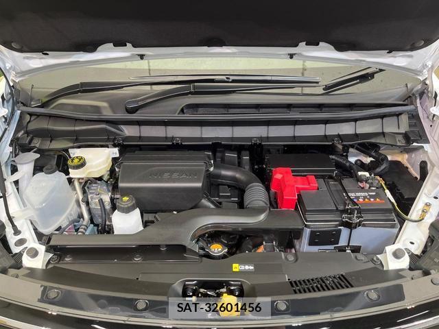 Nissan SERENA 2026-03 8550461-17