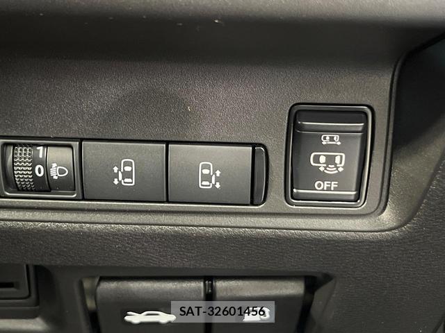 Nissan SERENA 2026-03 8550461-2