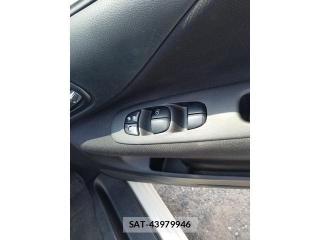 Nissan SERENA 2013-10 8550492-12