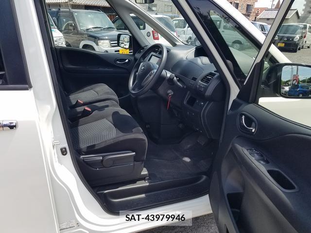 Nissan SERENA 2013-10 8550492-7