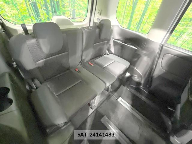 Nissan SERENA 2018-10 8550584-9