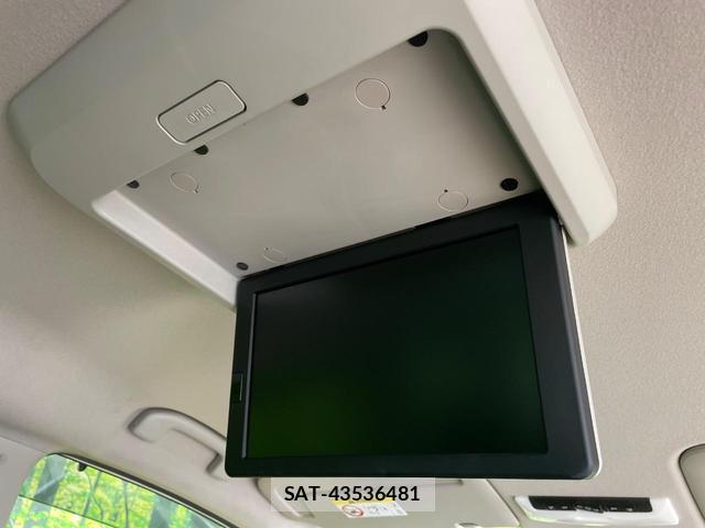 Nissan SERENA 2018-01 8550783-6