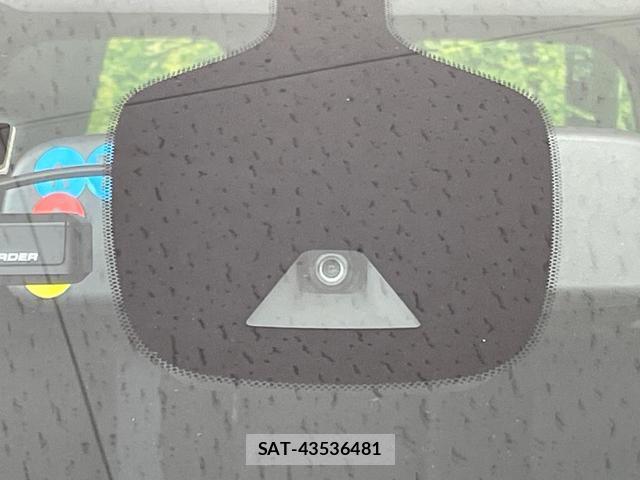 Nissan SERENA 2018-01 8550783-7