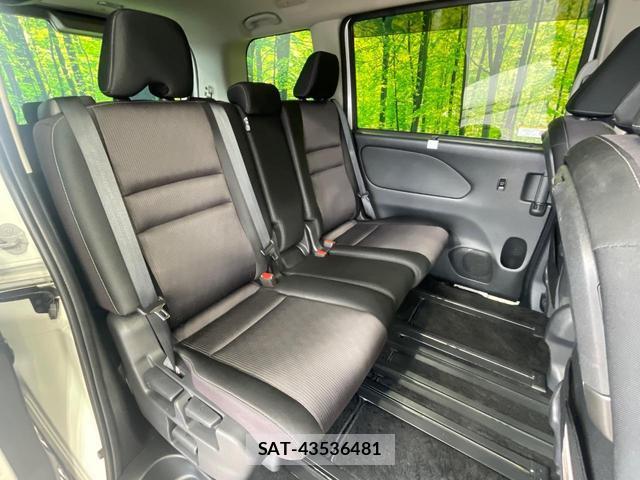 Nissan SERENA 2018-01 8550783-9