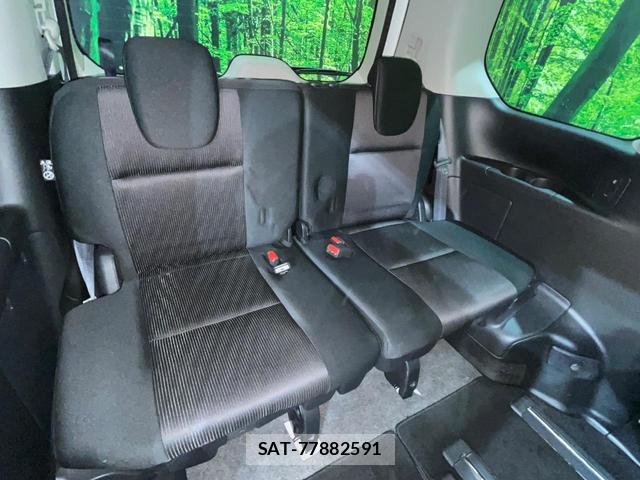 Nissan SERENA 2017-03 8550909-11