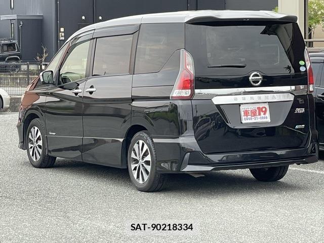 Nissan SERENA 2017-01 8550933-1