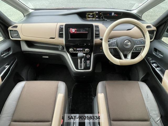 Nissan SERENA 2017-01 8550933-12