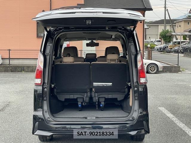 Nissan SERENA 2017-01 8550933-16