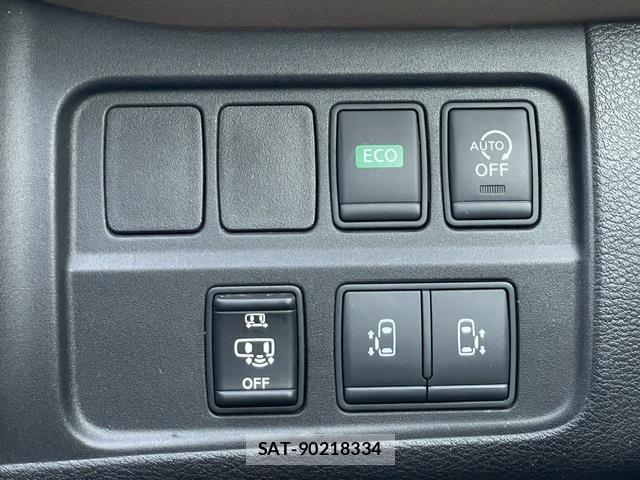 Nissan SERENA 2017-01 8550933-9