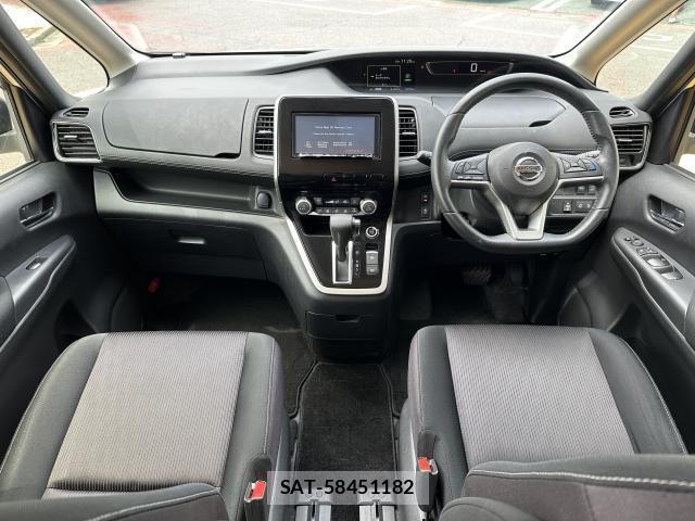 Nissan SERENA 2016-12 8551419-3